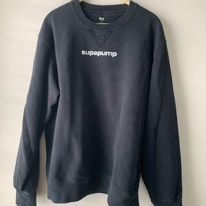 Uniqlo Black Crewneck Sweatshirt with Center Logo